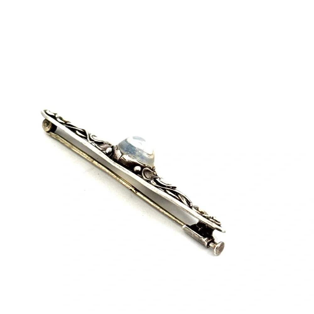 925 Sterling silver and opalite vintage pin brooch 5.0g